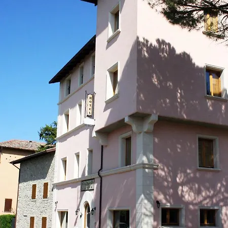 Hotel Il Crinale Hotel Grizzana